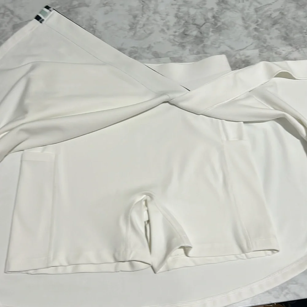LOU & GREY WOMENS STRIPED LUVSTRETCH OVERLAP SKORT WHITE Sz SMALL - Picture 8 of 12
